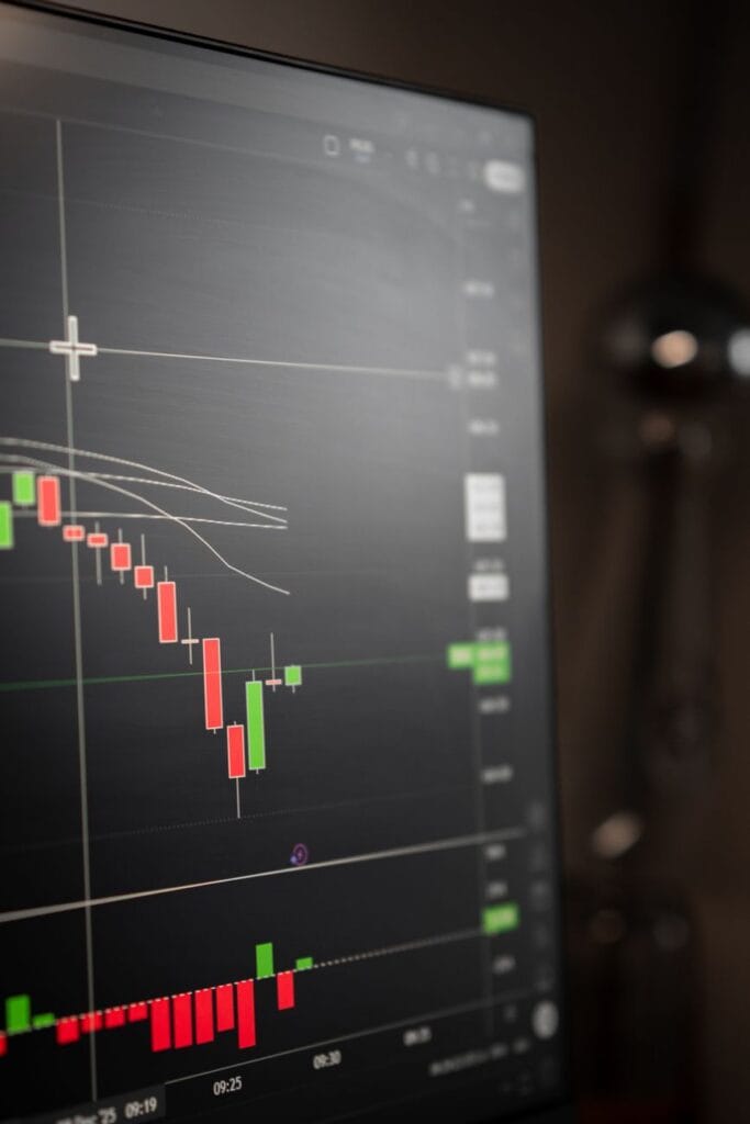 Ratios financieros esenciales: Cómo interpretar PER, ROE y EBITDA